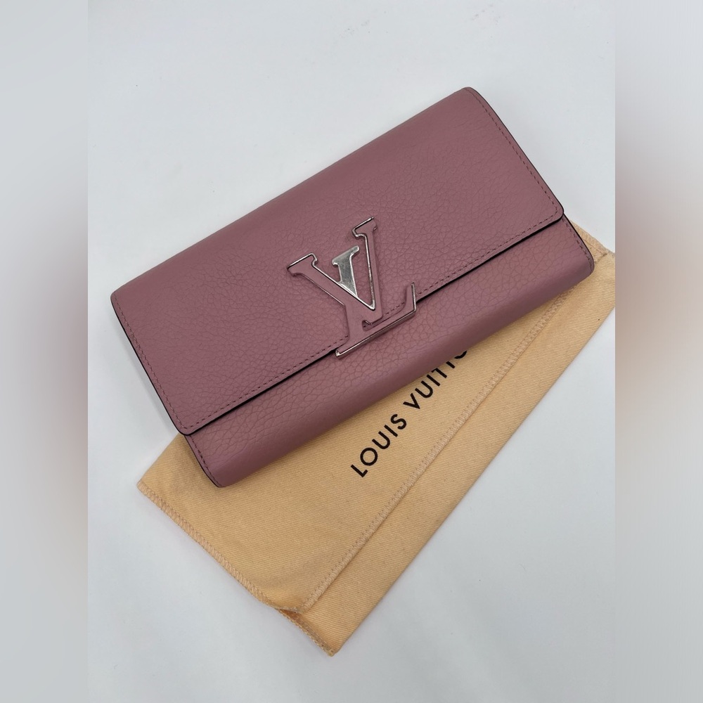 🌹♥️Louis Vuitton Capucines Wallet in Pink♥️🌹
